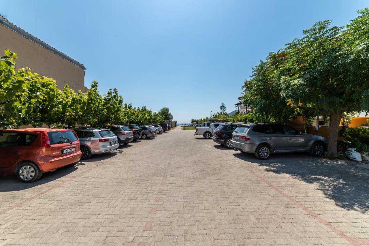 Hotel Odeon Vasiliki  Exterior photo
