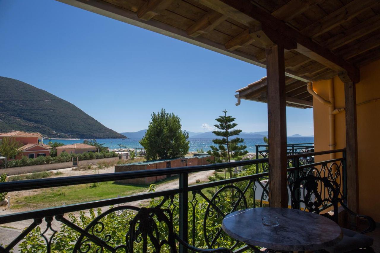 Hotel Odeon Vasiliki  Exterior photo